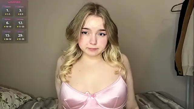 ZaraCreedon's cam snapshot