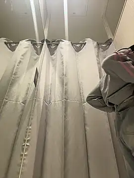 MiaTee's cam snapshot