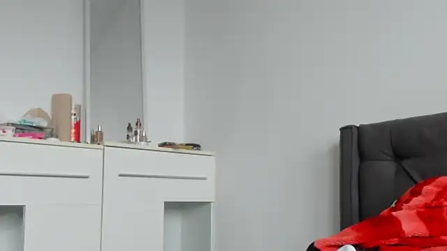 tamarapervert live sex cam