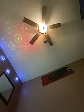 Highfrog1's cam snapshot