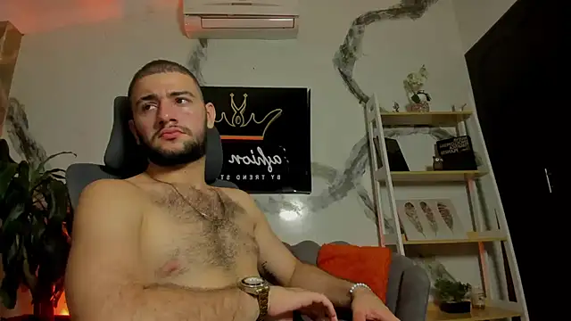 MaximusClark's cam snapshot