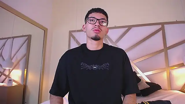 Jaxon_Carter's cam snapshot