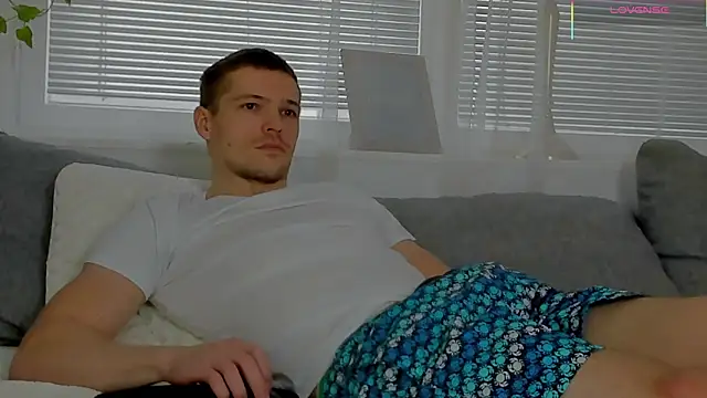 GarettVoss's cam snapshot