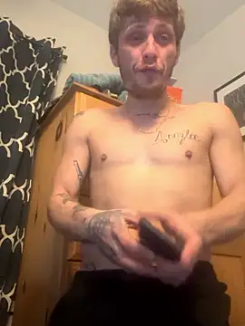 DeluxeMargin25's cam snapshot