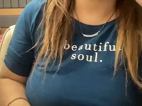 sassypooja's cam snapshot