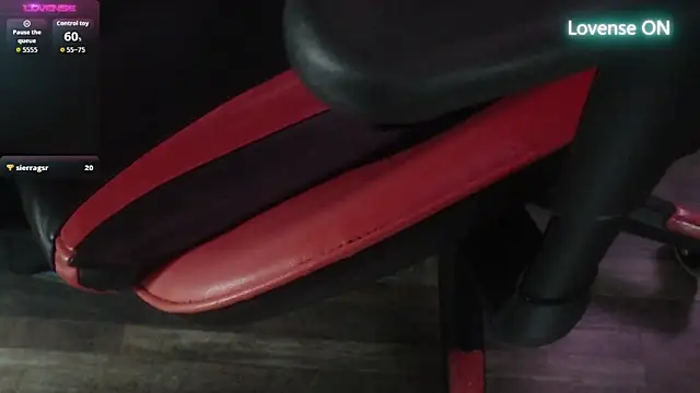 servedcock's cam snapshot