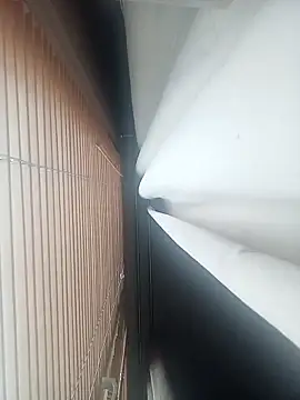 NiceBadgera live sex cam