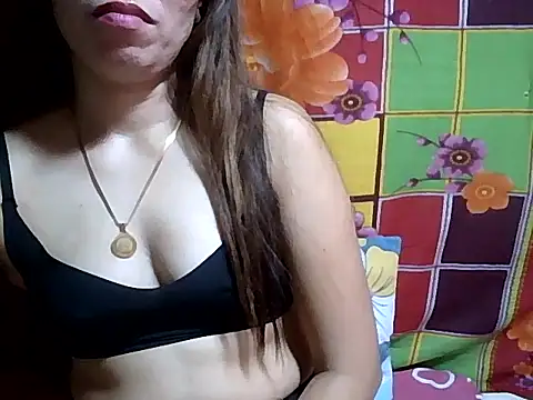 Sexy_HotPussy4u's cam snapshot