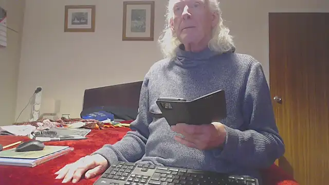 WaverlyKernow live sex cam