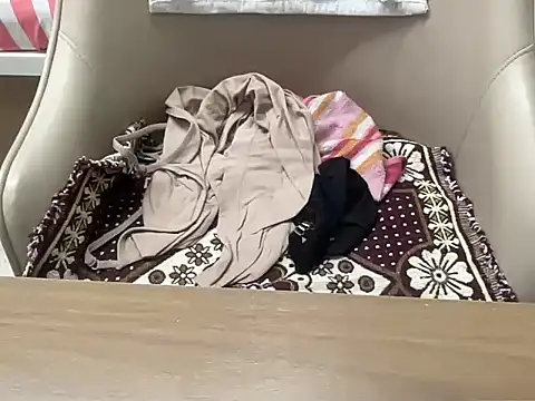 sassypooja live sex cam