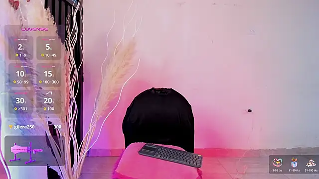 REINA_ADAHARA live sex cam