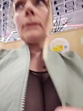 Bondgirl_013 live sex cam