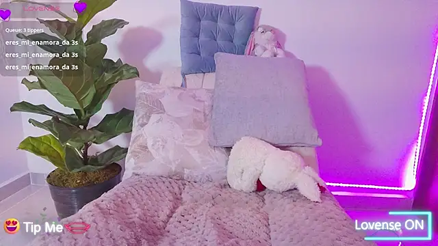Nicolle_swt live sex cam