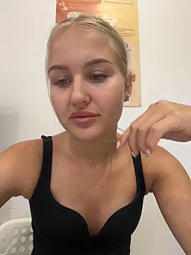 VanillaCakes's cam snapshot