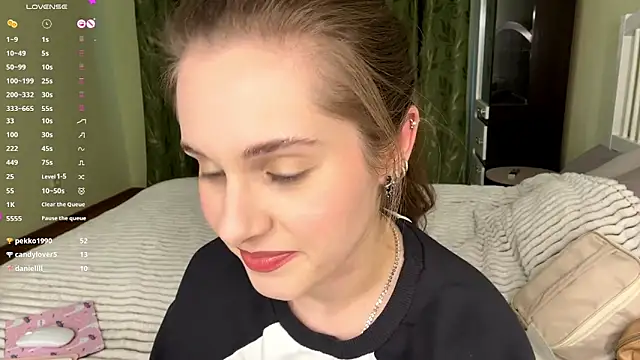 MiaBlanko's cam snapshot