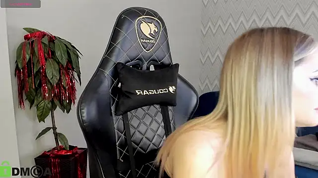 KarinaBroks's cam snapshot