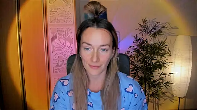 RebeccaMartinez's cam snapshot