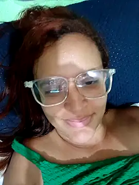 AliceRuivinha2 live sex cam