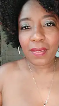 ChanneldelaCroix's cam snapshot