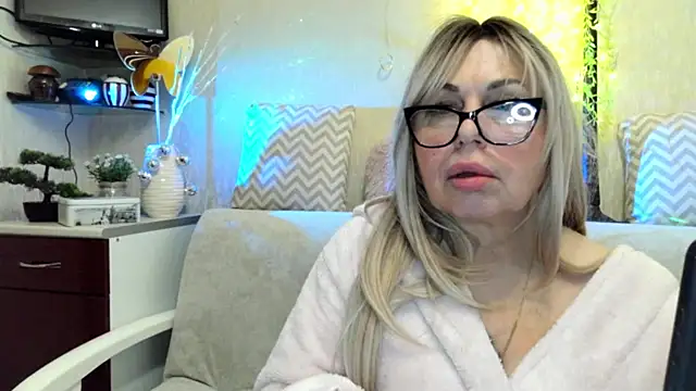 SusieNoreen's cam snapshot