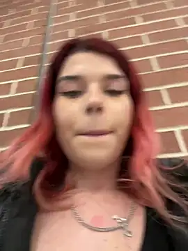 RiriRoseey live sex cam