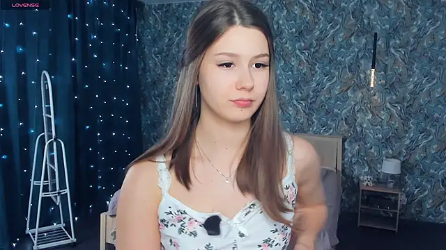 MondoNeko live sex cam