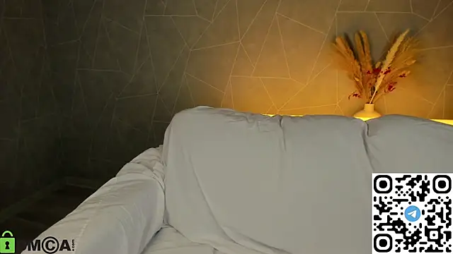 Michelle_Blond's cam snapshot