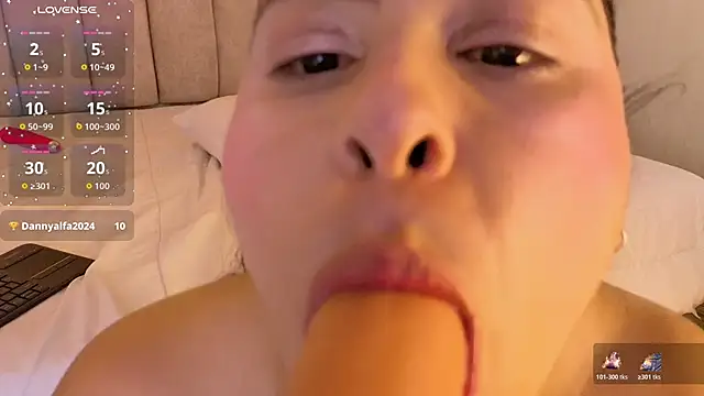 LEXIE_MONROE_ live sex cam