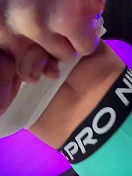 F3ckd0lllucy's cam snapshot