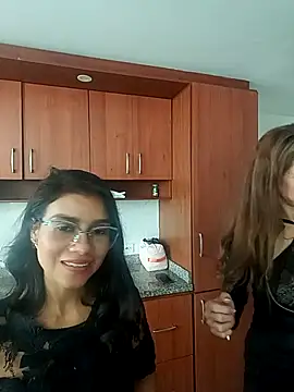 Matureyulyet live sex cam