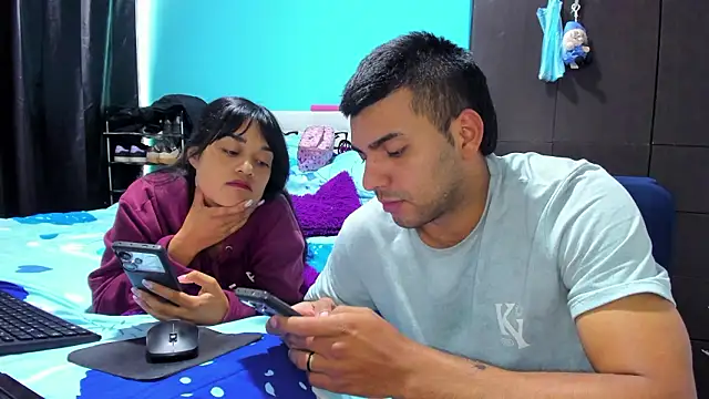 LazyandSniffer28 live sex cam