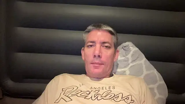 J32821's cam snapshot