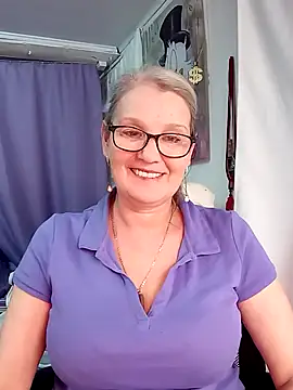 irinamaux live sex cam