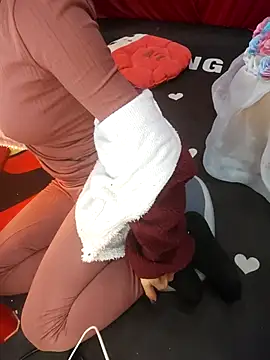 Alone_nothing's cam snapshot