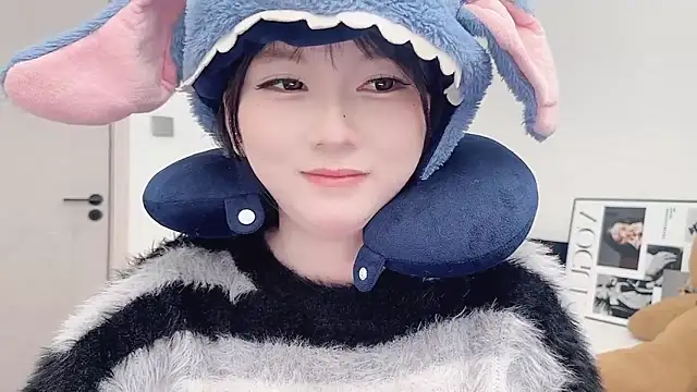 lnua-lnua's cam snapshot