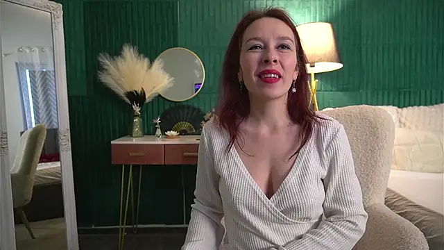 HaileyMoonn live sex cam