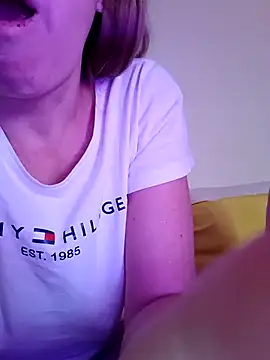 sexyrubyta's cam snapshot