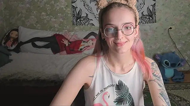 Cutie_Adelia's cam snapshot