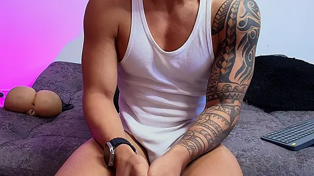 BrayaanFit live sex cam