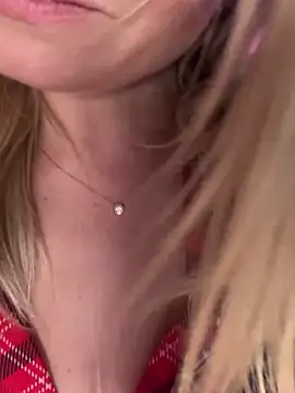 SweetCupcaks live sex cam