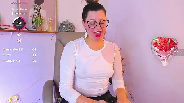 Chanelll_Taylorr_'s cam snapshot