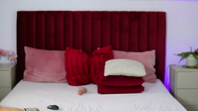 MiaGoldX's cam snapshot