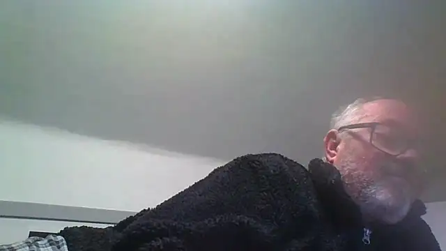 naughtygrandad1's cam snapshot