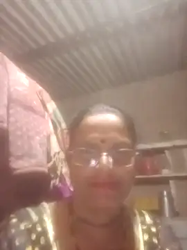 Pinki_rajak live sex cam