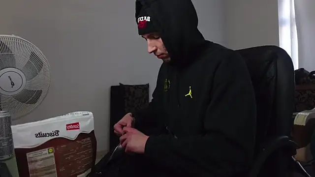 Ryan_Dozer's cam snapshot