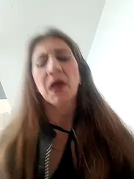 Matureyulyet live sex cam