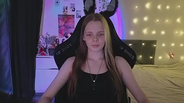 Luna_Navy live sex cam