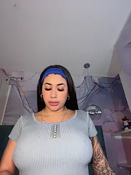 kiim_taaylor's cam snapshot