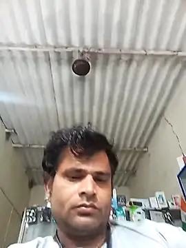 Priynkarani live sex cam