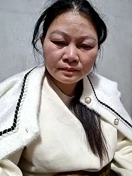 yoowwmr's cam snapshot